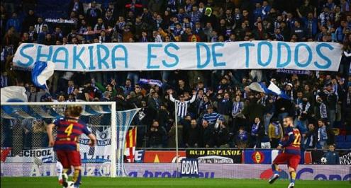 إسبانيول يؤكد معاقبة الجماهير التي استفزت بيكيه في ديربي كتالونيا